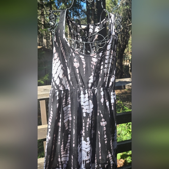 Xhiliration tye dye Black White Women's Dress/swim cover-up szXL NWT - Picture 3 of 7
